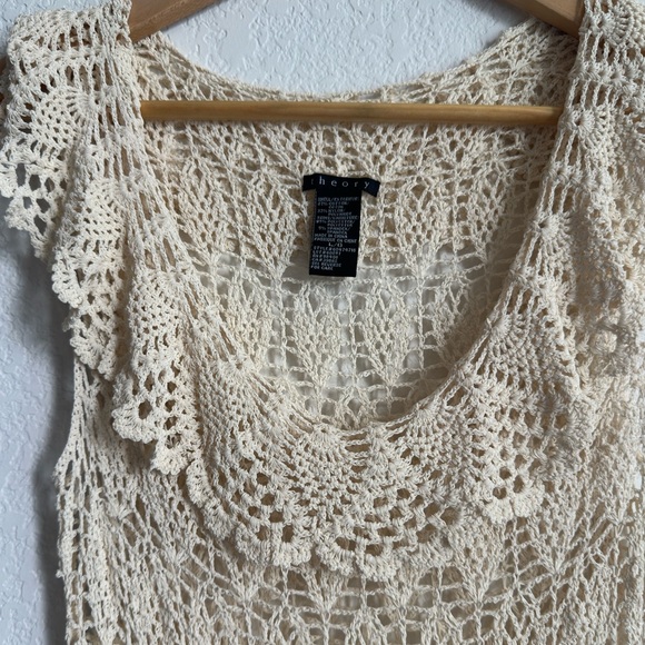 🌸 Theory Cream Crochet Sleeveless Dress - Picture 2 of 5